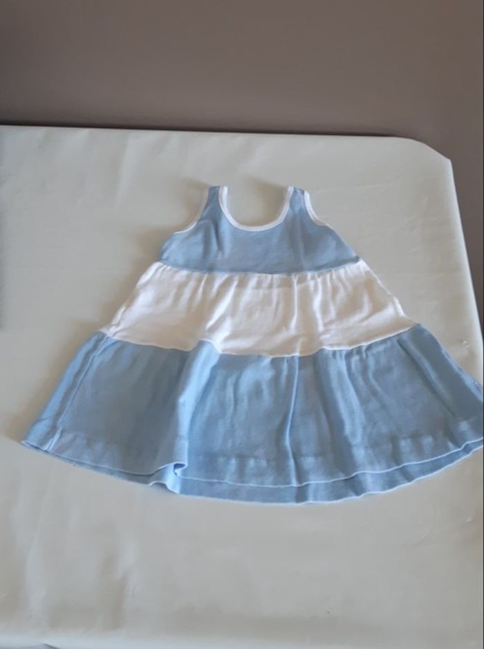 2 robes été 9 mois