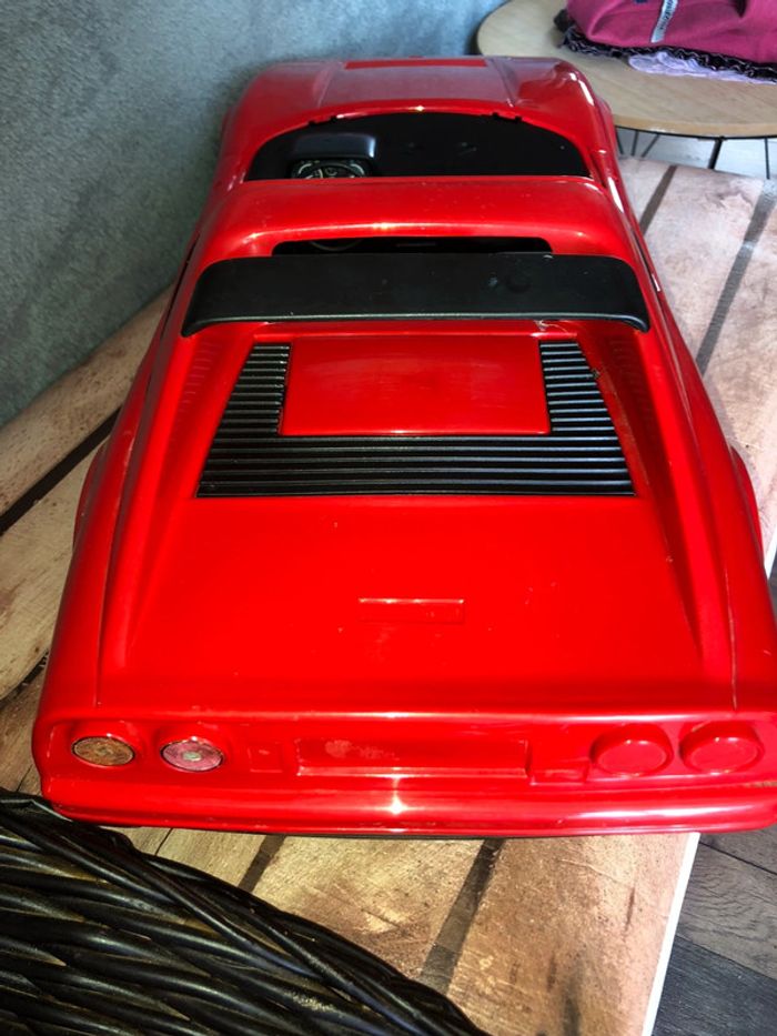 Voiture Ferrari Barbie - photo numéro 3