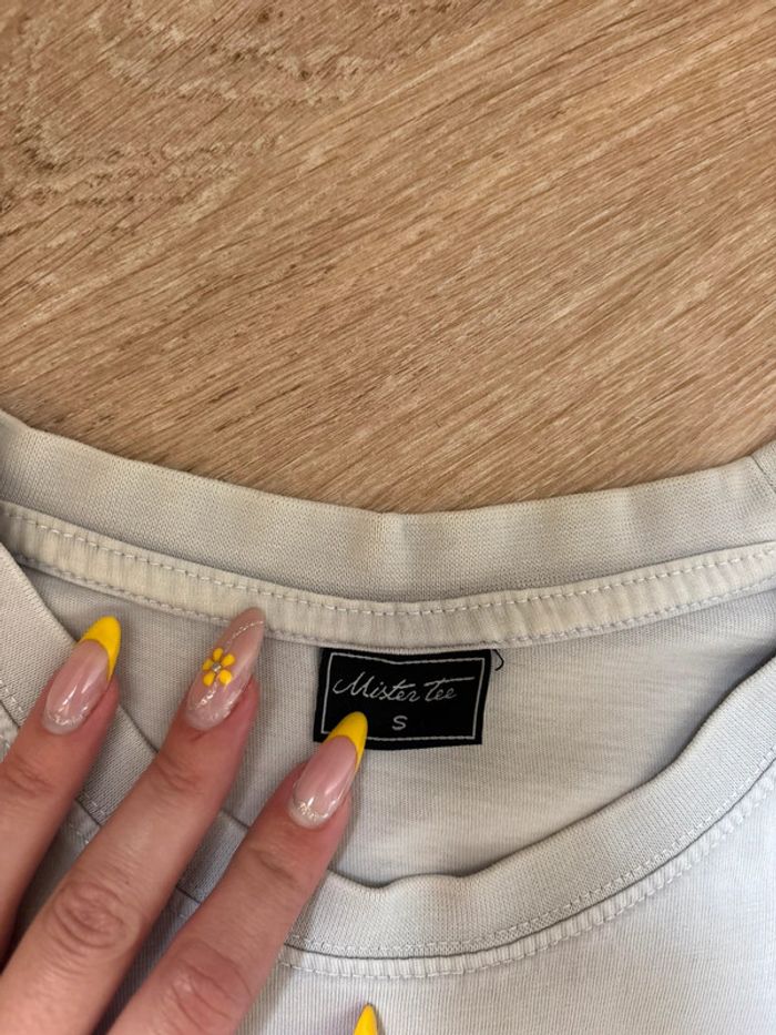 T shirt blanc motif rose - photo numéro 4