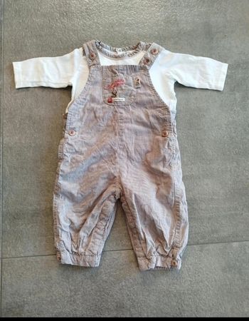 Salopette, pull et veste 3 mois