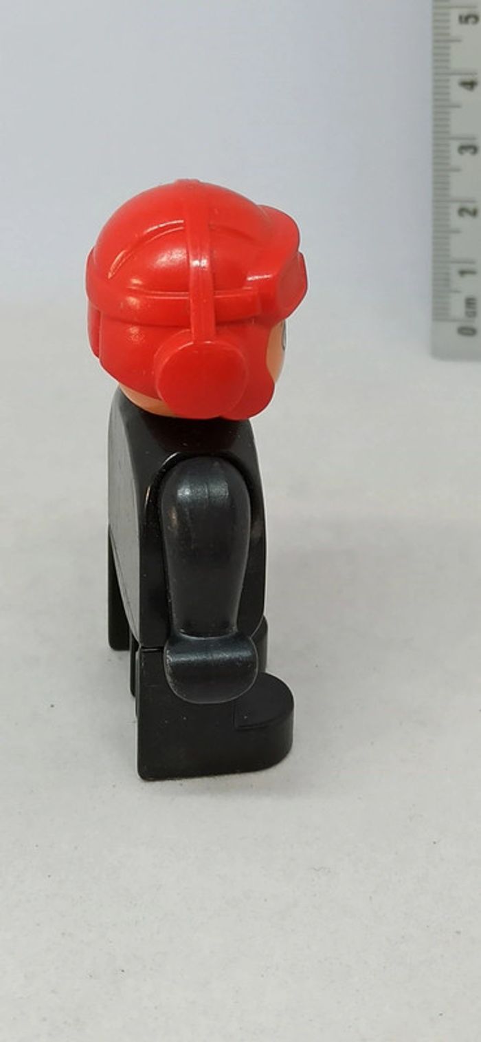 Homme pompier avec casque rouge lego duplo - photo numéro 2