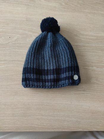 Bonnet Okaïdi bleu et bleu marine 2/6 ans