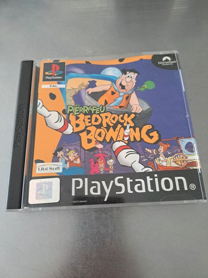 Jeu Sony PS1 Les Pierrafeu : Bedrock bowling - photo numéro 1