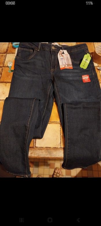 Jeans levis fille neuf super skinny avec étiquette 🏷