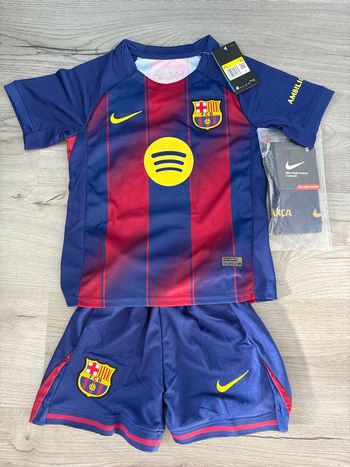 Ensemble FC Barcelone taille 20