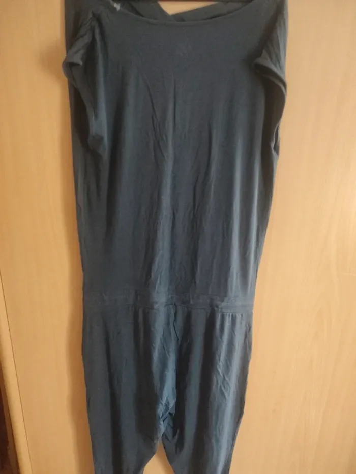 Combi yoga taille 42 / 44 - photo numéro 3