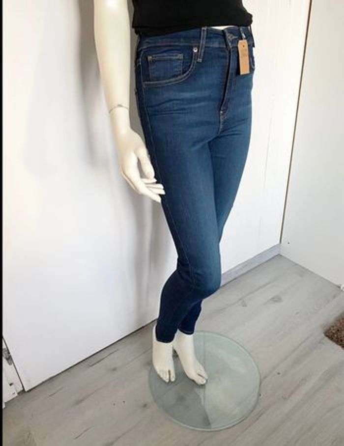 Jean Levi’s Mile High Super Skinny – Taille 27/32 – Bleu moyen – Neuf avec étiquette - photo numéro 7