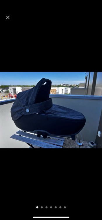 Nacelle jade maxi cosi avec la base isofix