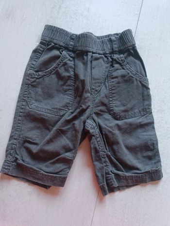 Short 3 ans