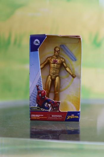 Zuru mini marque édition Disney store Spider man doré