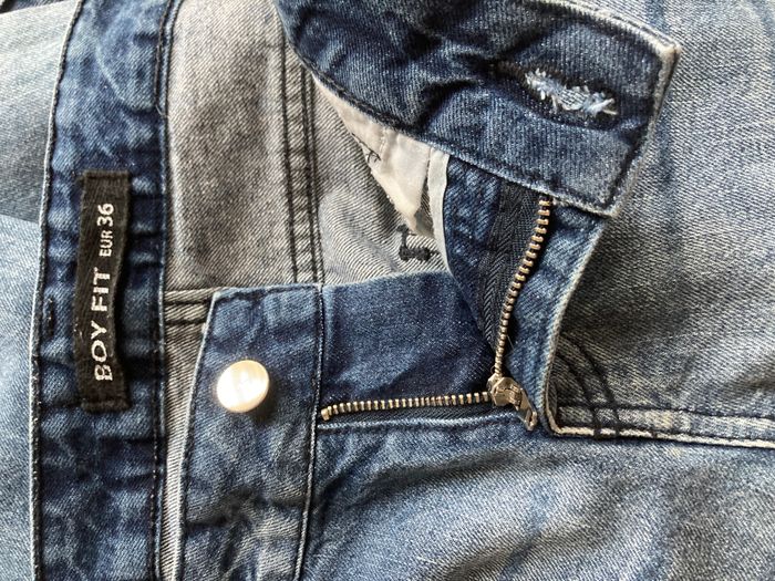 jeans droit troué coupe boy fit - photo numéro 5