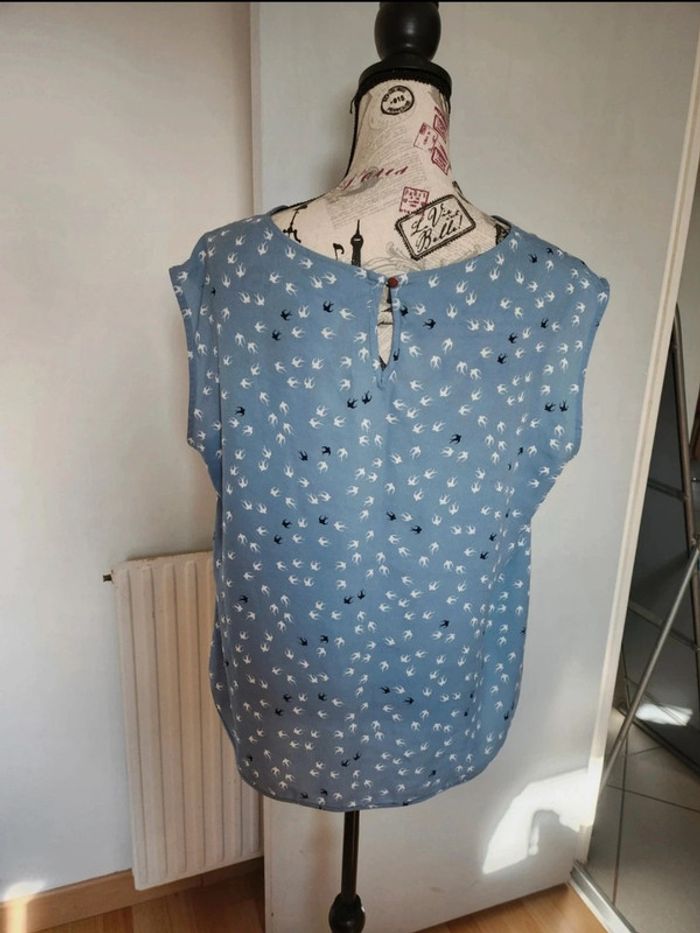 Ravissante Blouse bleue ciel de marque Yessica de taille 44 - photo numéro 4