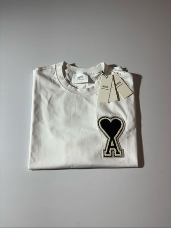 T-shirt Ami neuf avec étiquette