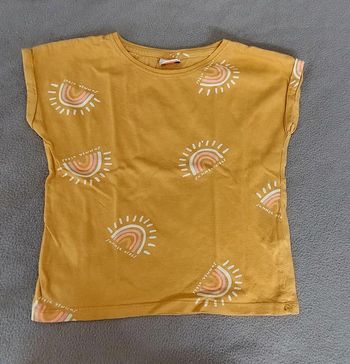 Tee shirt moutarde arc en ciel