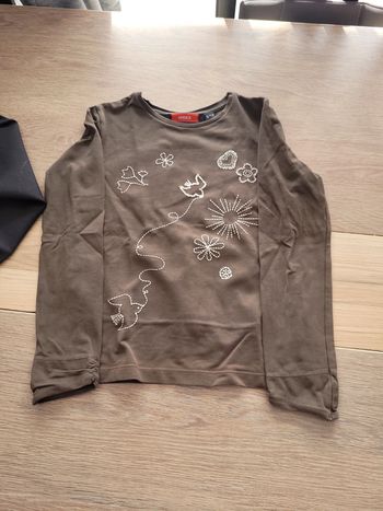 T shirt manches longues 7-8 ans