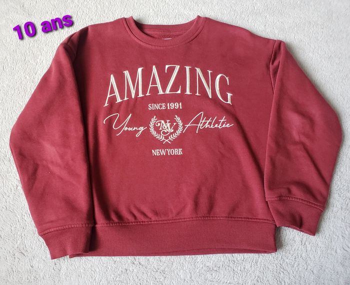 Sweat-shirt taille 10 ans