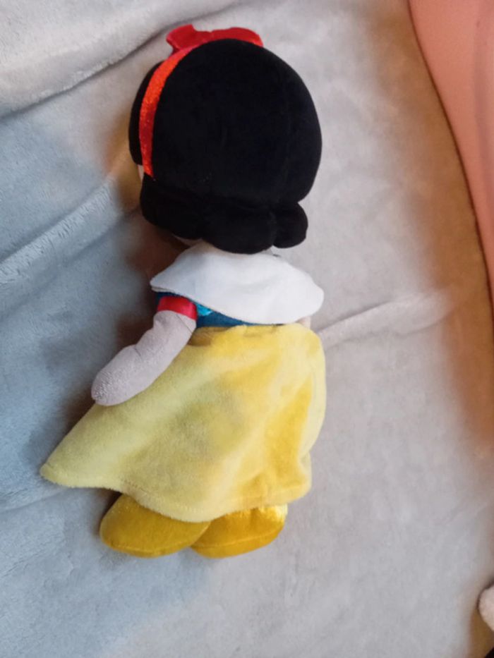 Peluche blanche neige - photo numéro 3