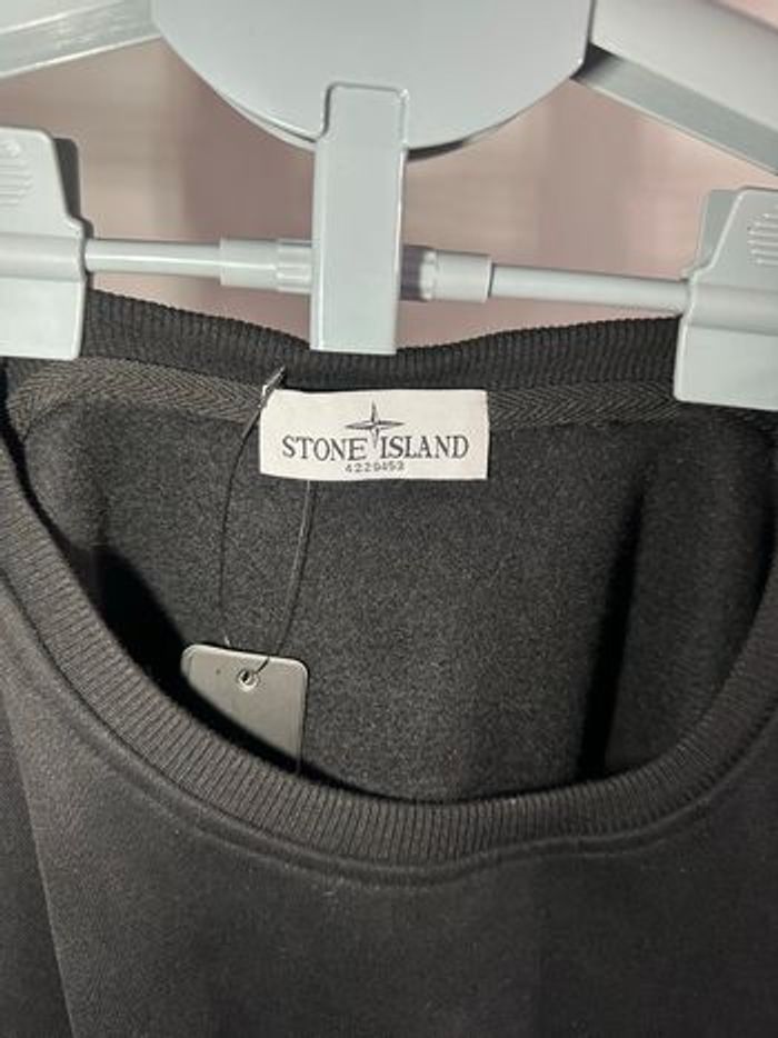 Sweat Stone Island noir badge manche – taille L, avec certilogo - photo numéro 7