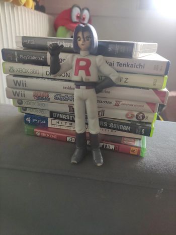 Figurine James team rocket pokemon