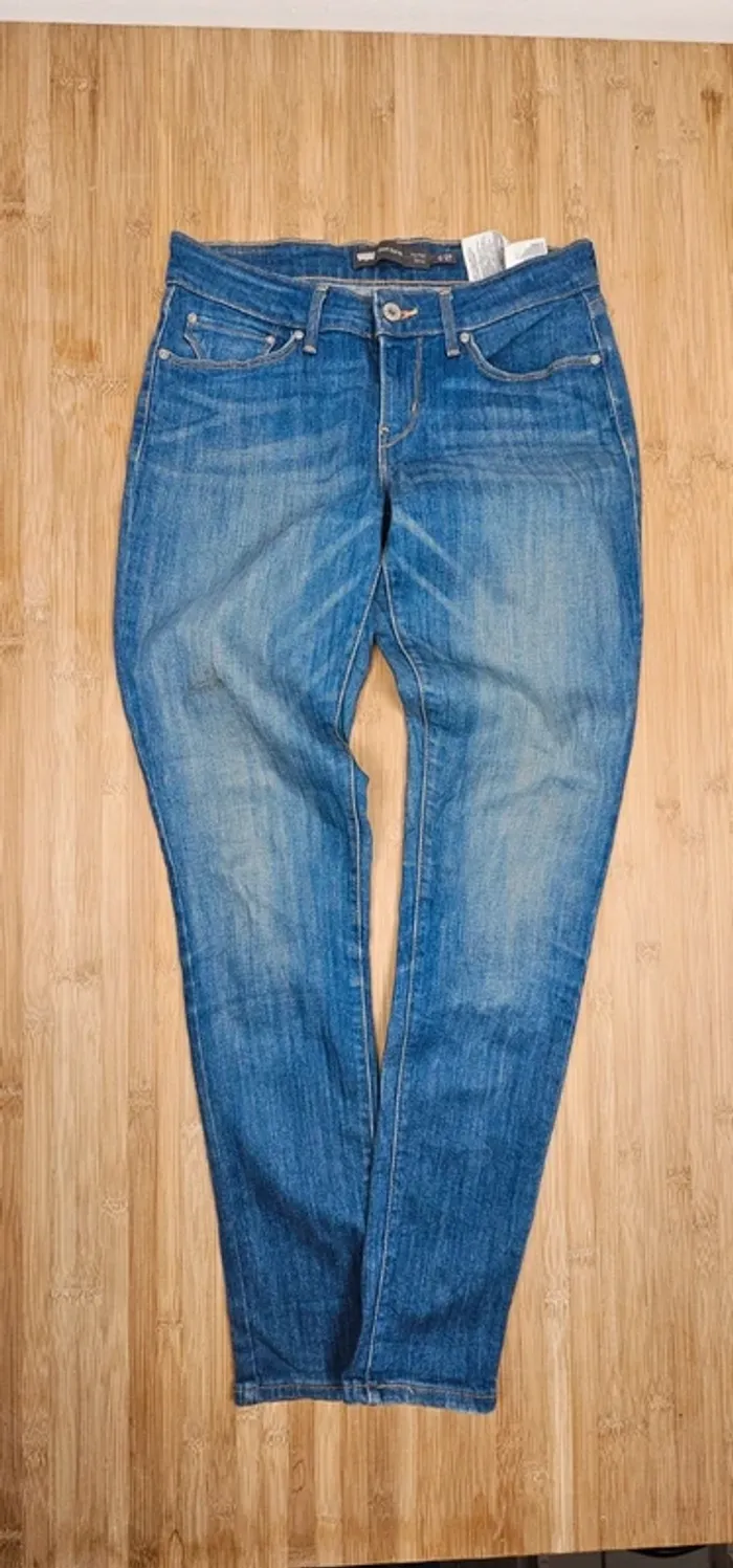 Levi's demi curve mid rise skinny T:36 W27 L32 +patch offert - photo numéro 5