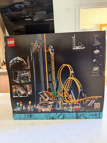 Lego loop coaster 