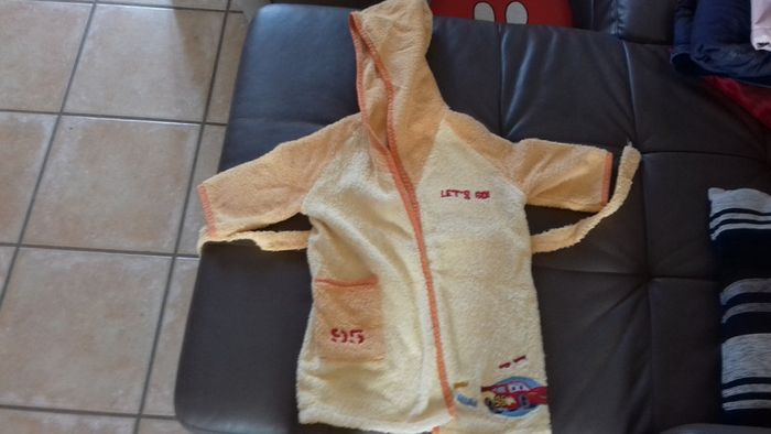 Peignoir CARS Dysney 18mois