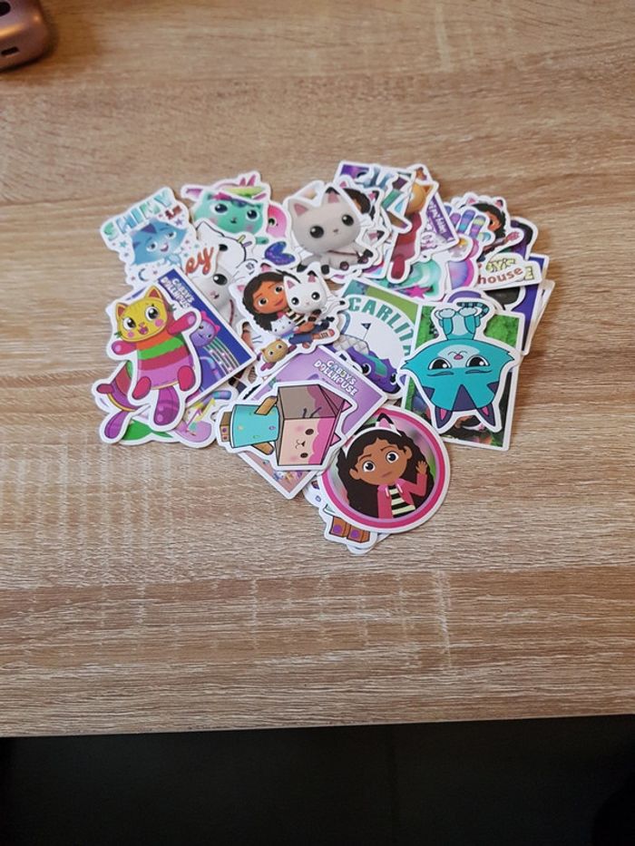 50 autocollants Gabby's Dollhouse