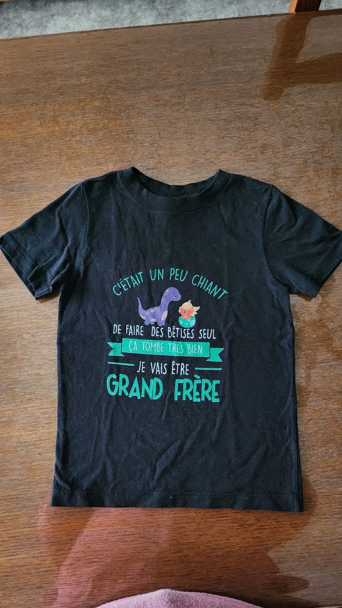 Tee-shirt - photo numéro 1