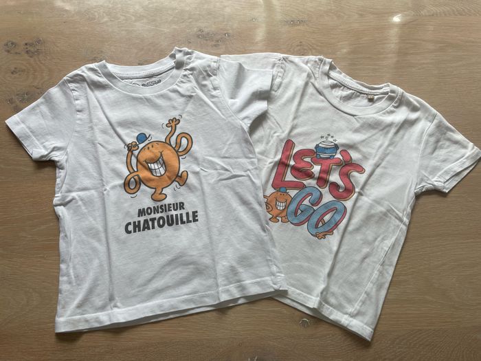 Lot 2 t-shirts