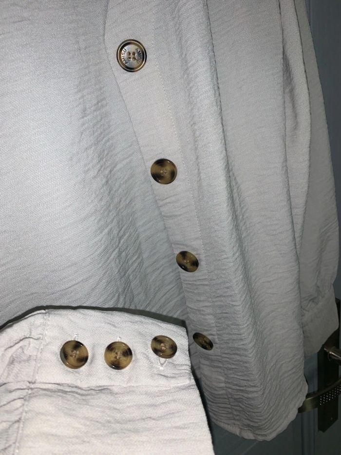 Chemise crème - photo numéro 2