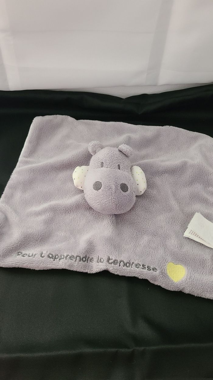 Doudou plat hippopotame gris - Pour t'apprendre la tendresse Obaïbi - photo numéro 2