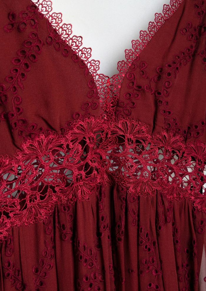 Robe rouge en broderie anglaise et dentelle• Red eyelet lace dress Zimmermann Taille 34 - photo numéro 4