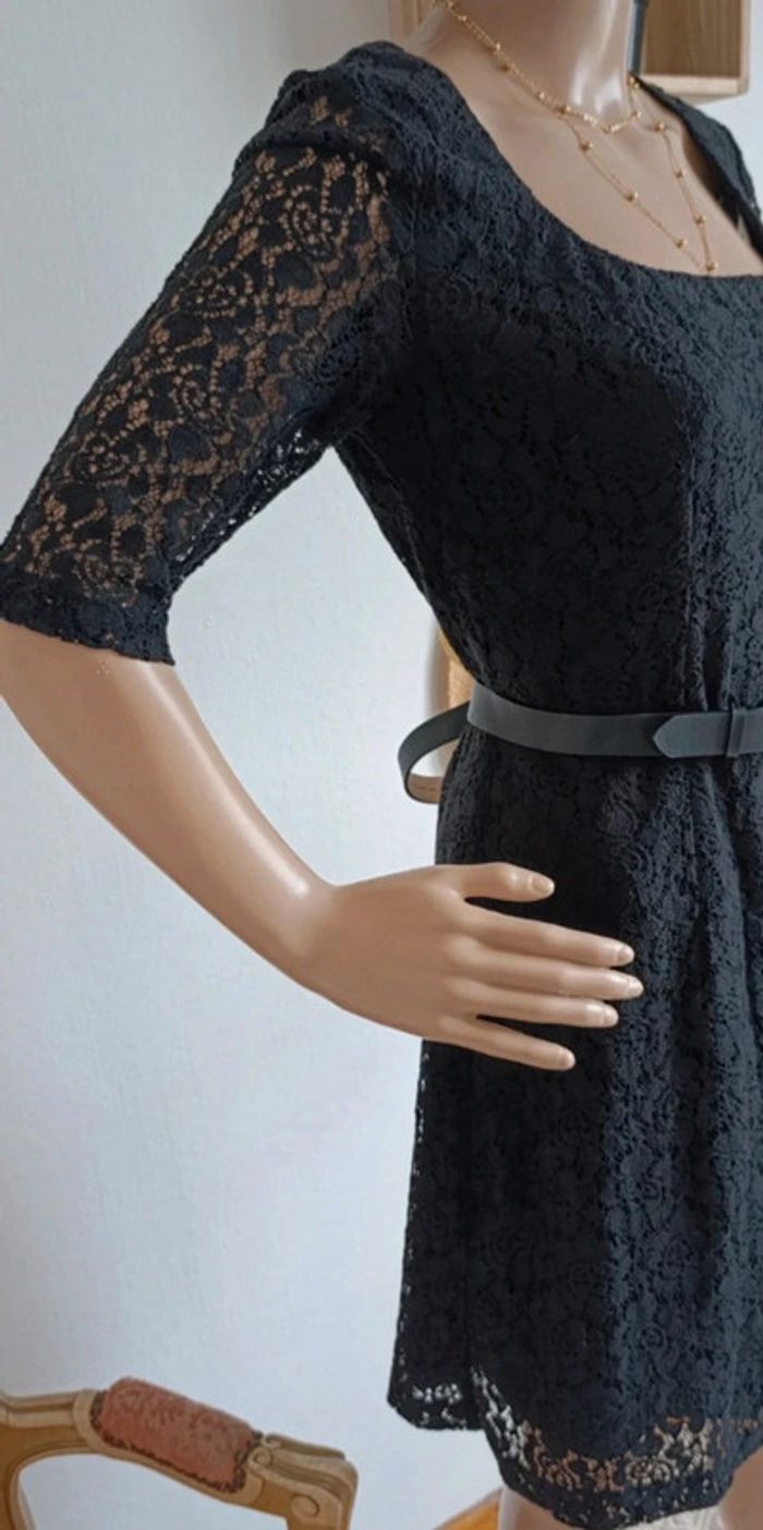 Robe courte dentelle noire taille M - promod - photo numéro 2