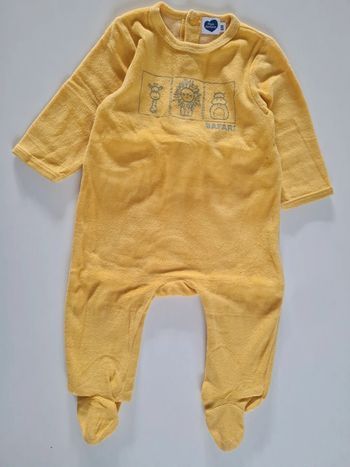 Pyjama jaune