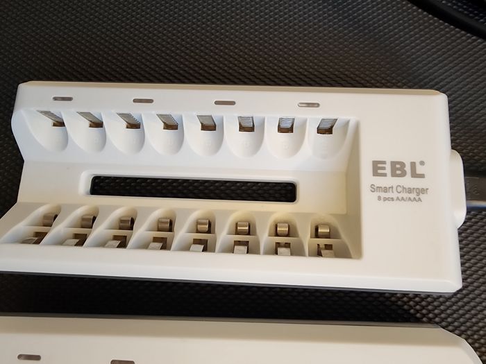 Lot de 2 chargeurs de piles - photo numéro 2