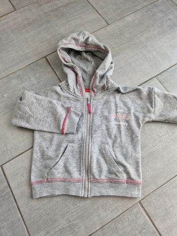 Sweat à capuche