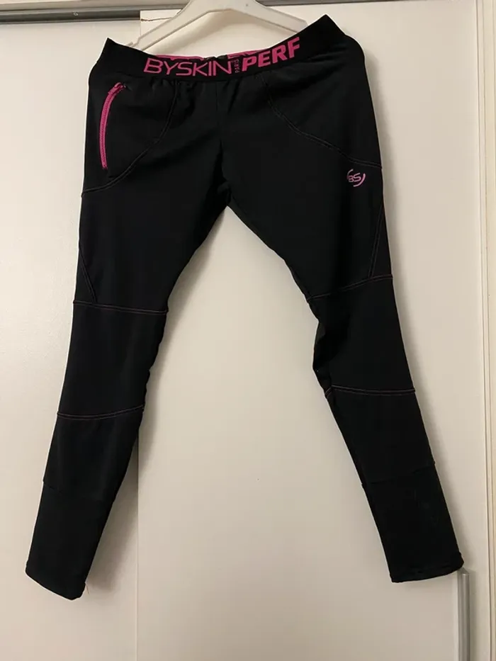 Legging sport rose et noir Byskinperf