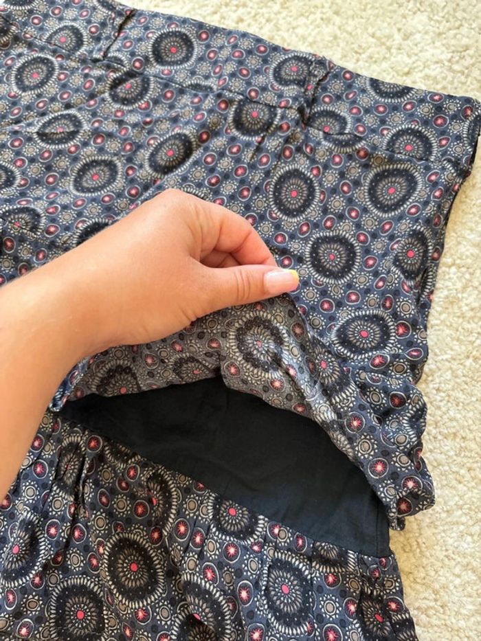Jupe bleu marine à volants et motifs naf naf taille 34 - photo numéro 3