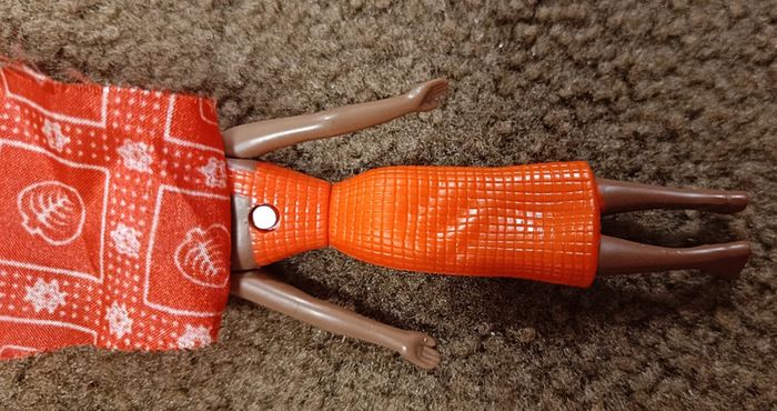 Mini barbie Kenyan doll - macdonald 1995 - photo numéro 3