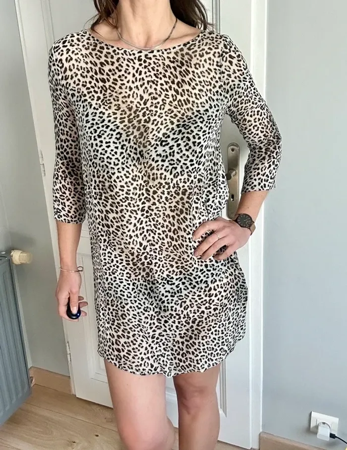 Ravissante robe motif léopard – Ba&sh taille 36 , S , 1 - photo numéro 7