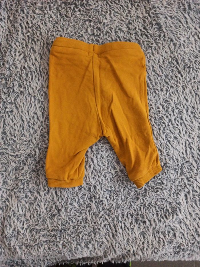 Pantalon 3 mois - photo numéro 3