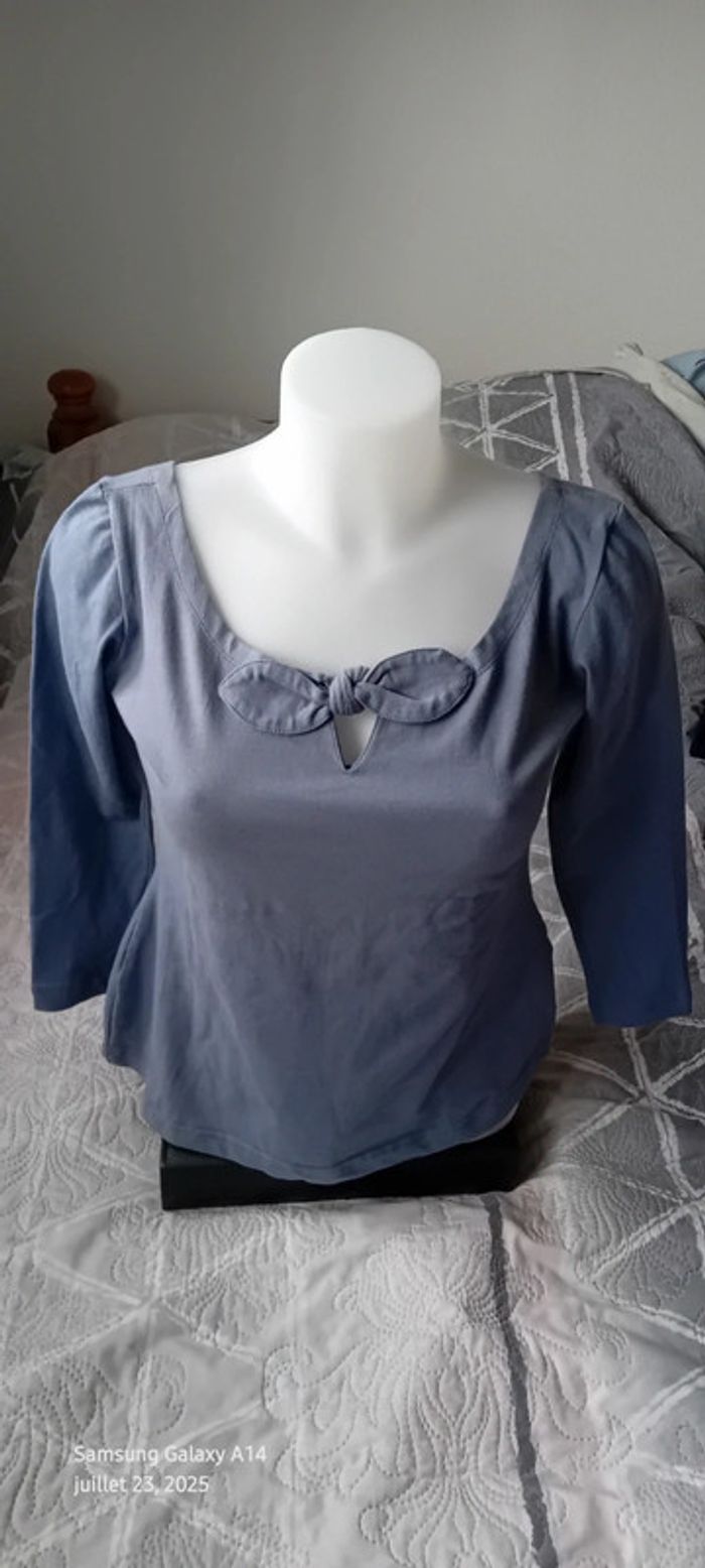 Haut manches longues col rond avec noeud bleu femme M vestino