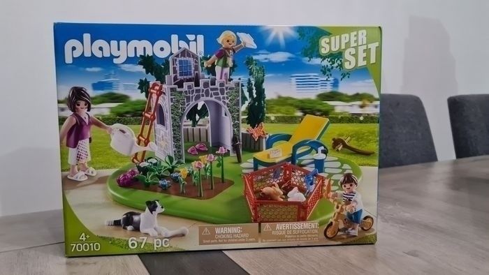 Playmobil 70010 - Famille et Jardin.