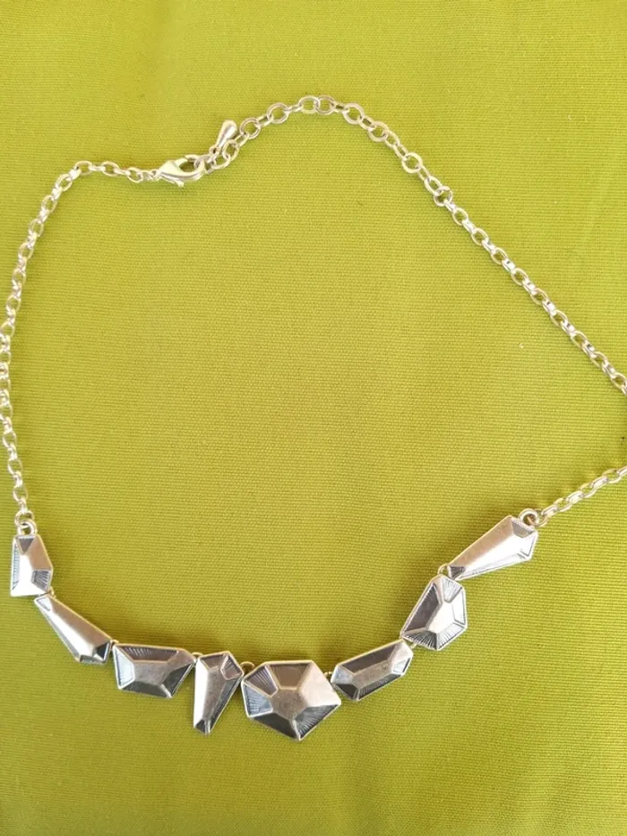 Collier argenté et turquoise