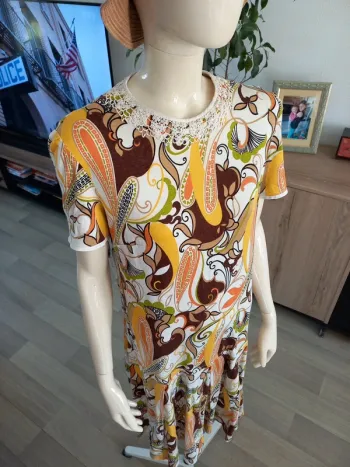 Robe T. L