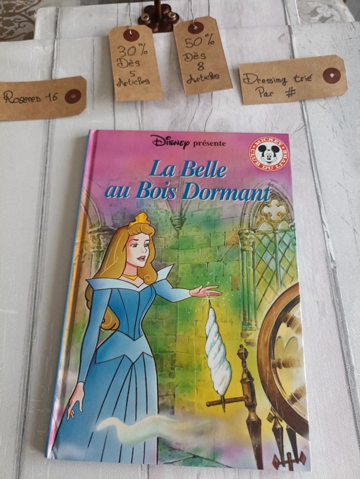 Livre Disney "la belle au bois dormant"
