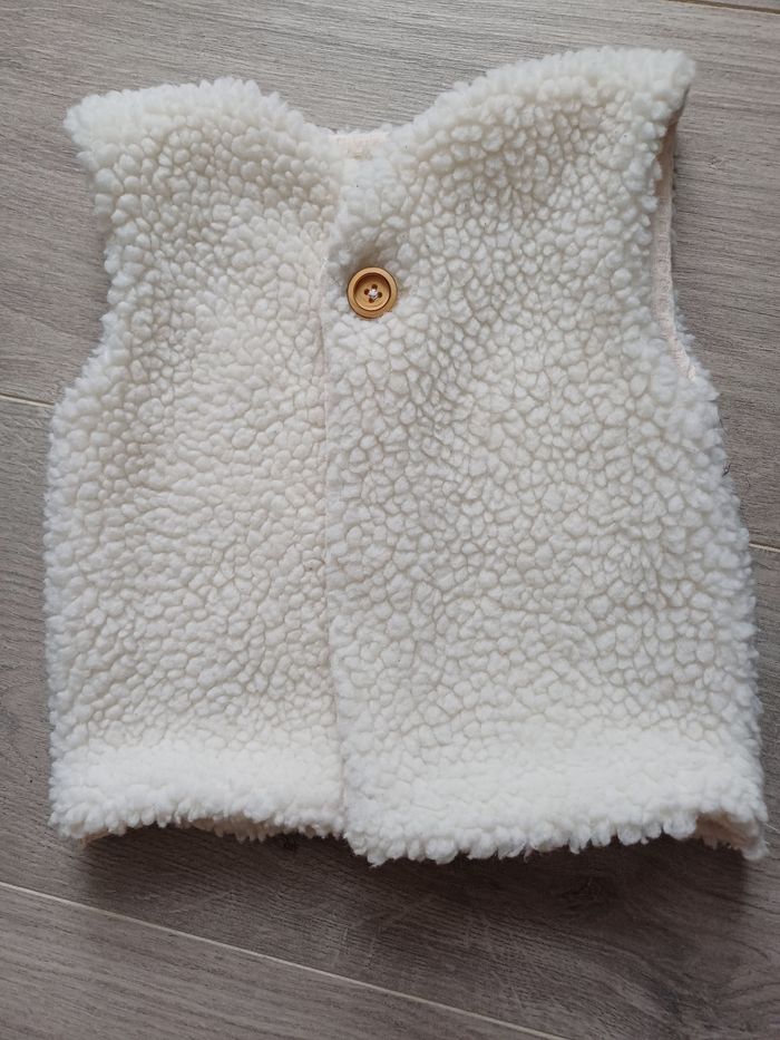 Boléro taille 12 mois