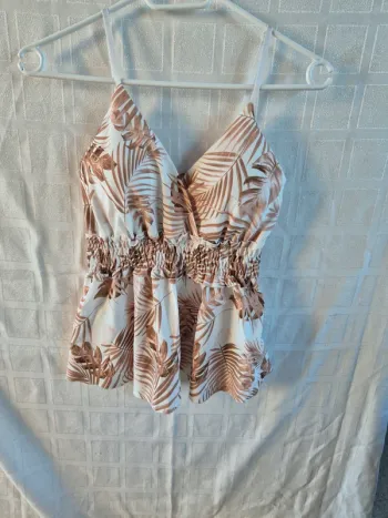 top fine bretelle taille 36 -38