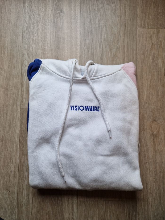 Pull visionnaire