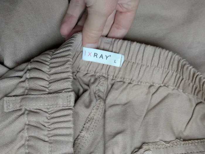 Pantalon beige taille L - photo numéro 7